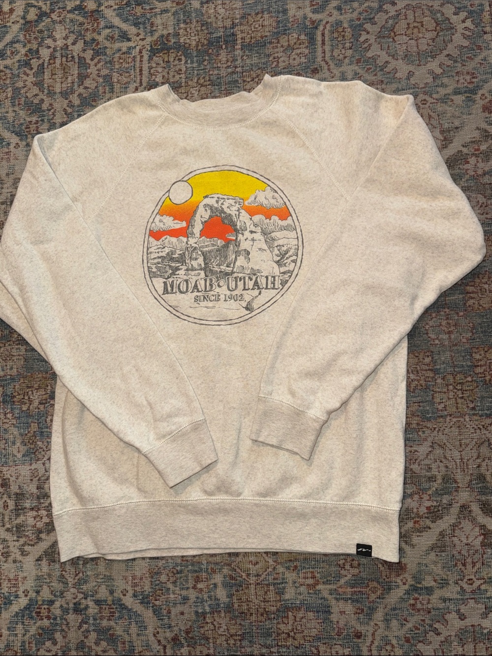 Techstyles Moab Utah Graphic Crewneck Sweatshirt - Light Heather size small